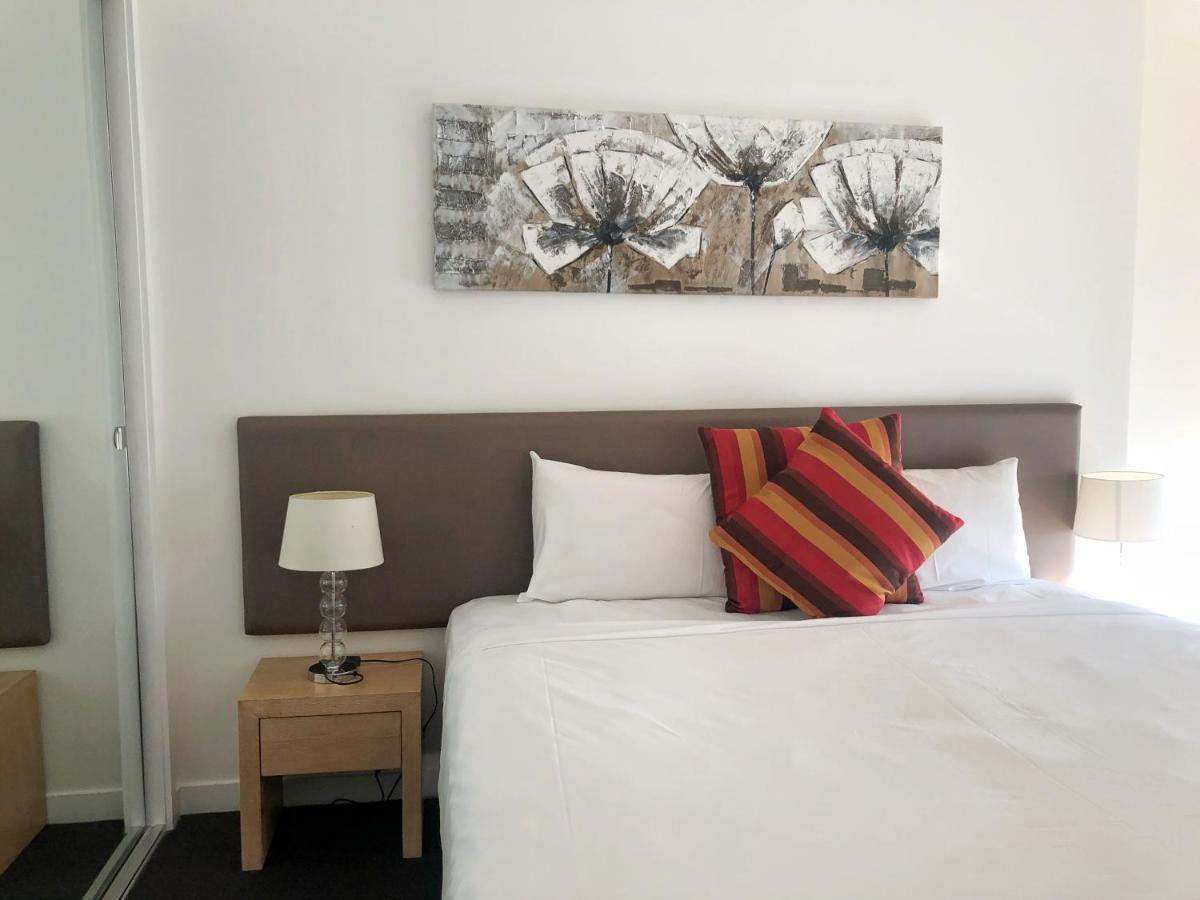 The Sebel Residences Melbourne Docklands Serviced Apartments Экстерьер фото