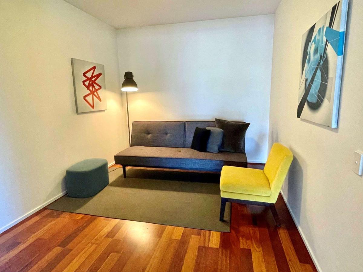 The Sebel Residences Melbourne Docklands Serviced Apartments Экстерьер фото