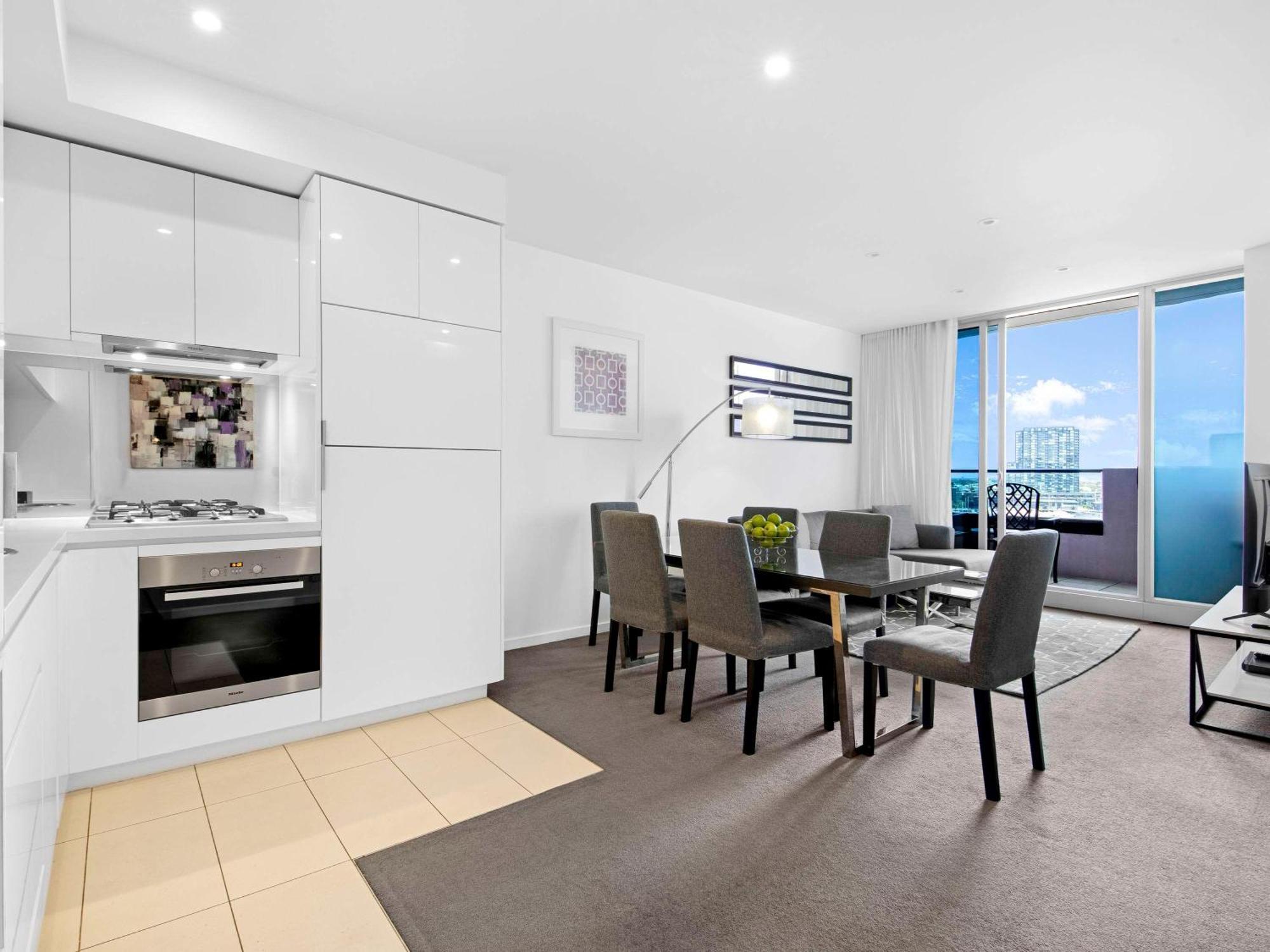 The Sebel Residences Melbourne Docklands Serviced Apartments Экстерьер фото