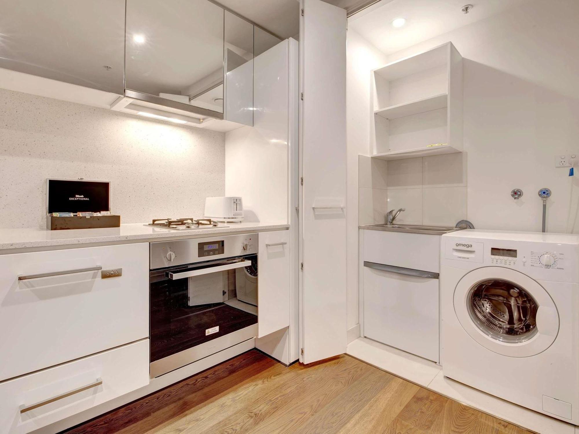 The Sebel Residences Melbourne Docklands Serviced Apartments Экстерьер фото