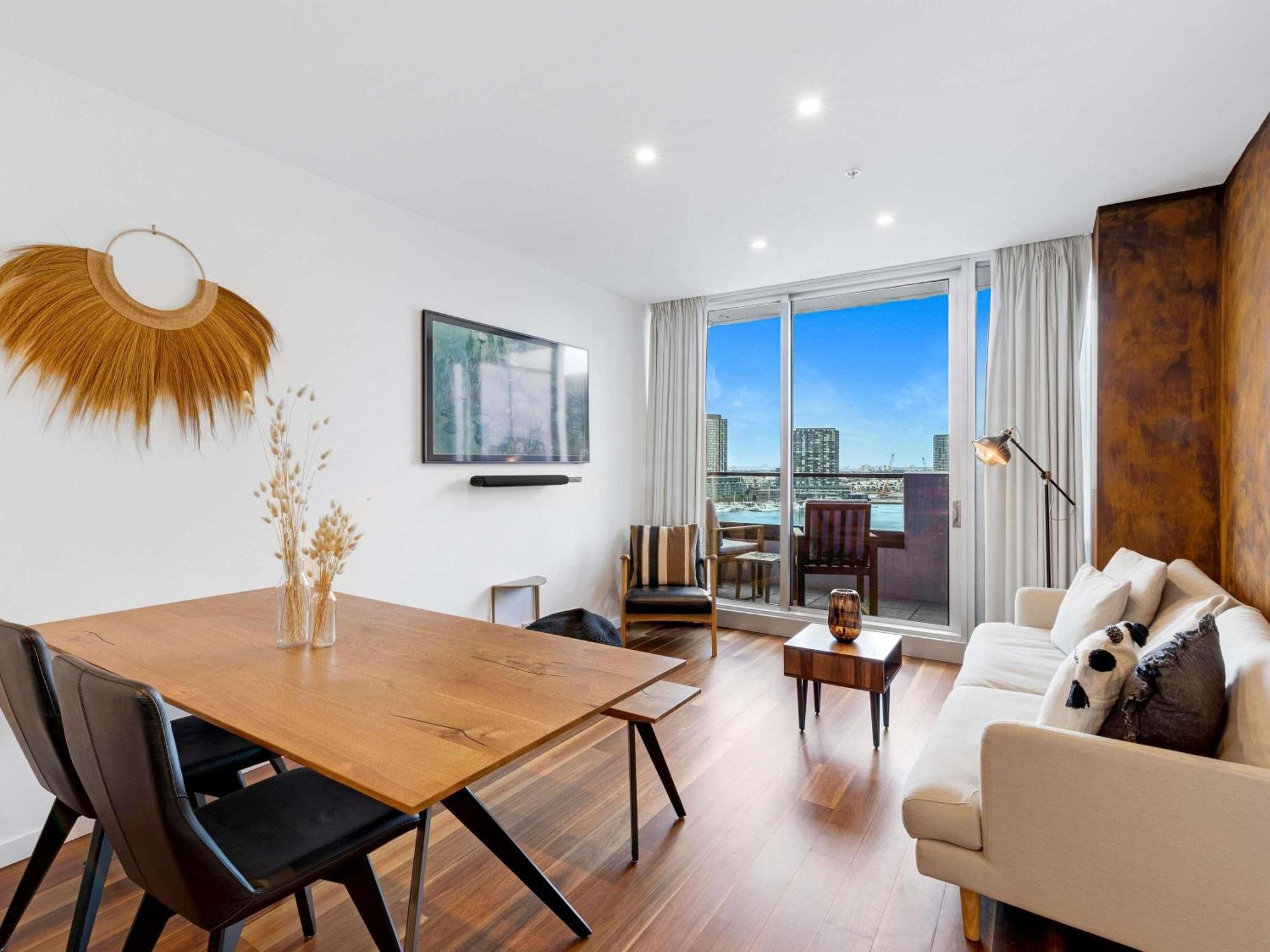 The Sebel Residences Melbourne Docklands Serviced Apartments Экстерьер фото